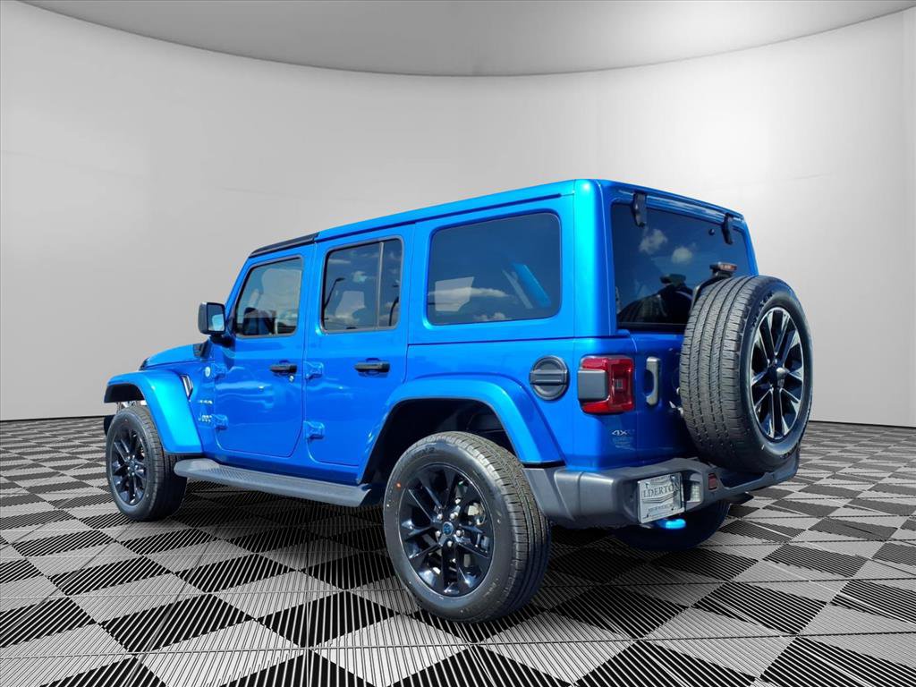 Used 2024 Jeep Wrangler Unlimited Sahara w/ Safety Group AWD/4WD image 25