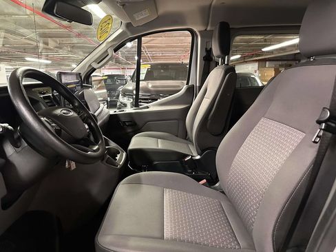 Used 2023 Ford Transit 350 XLT RWD image 12