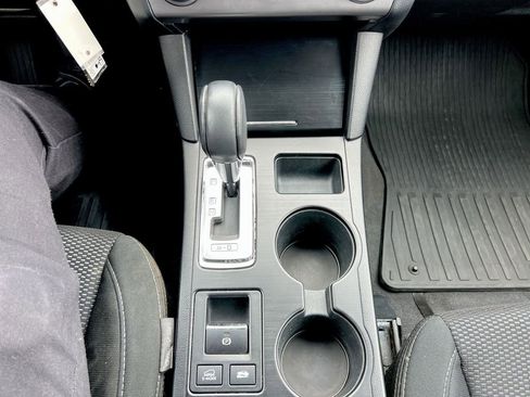 Used 2015 Subaru Outback 2.5i Premium image 14