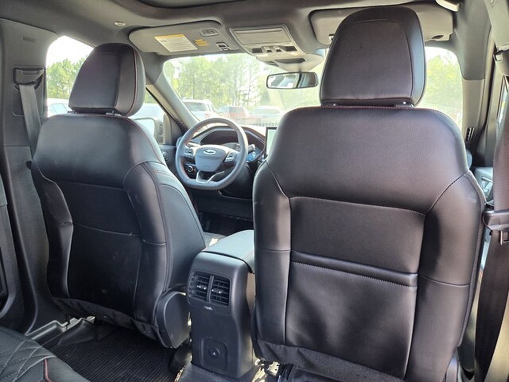 Used 2024 Ford Escape ST-Line Elite w/ Premium Technology Package AWD/4WD image 20