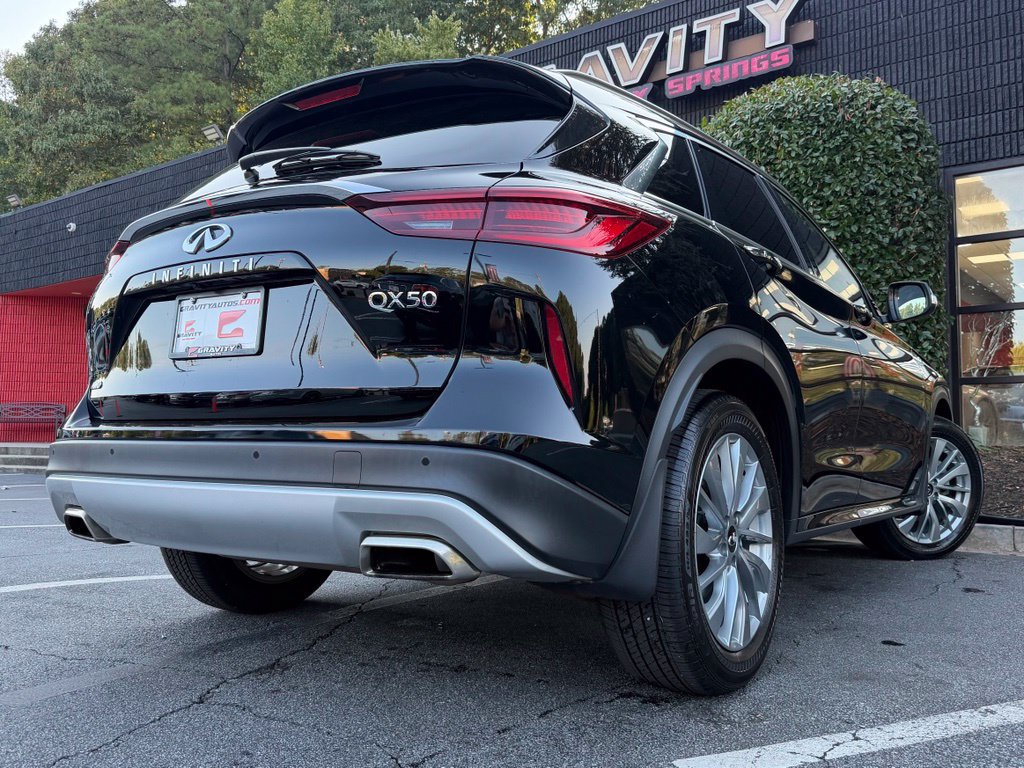 Used 2023 INFINITI QX50 Luxe AWD/4WD image 13