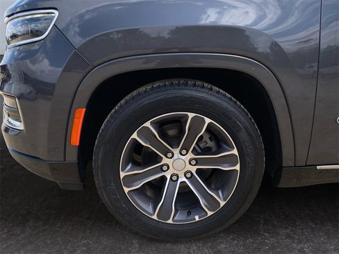 Used 2024 Jeep Grand Wagoneer L 4WD image 14