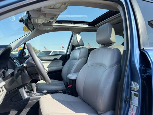 Used 2015 Subaru Forester 2.5i Limited AWD/4WD image 13