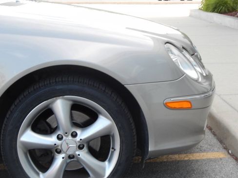 Used 2005 Mercedes-Benz CLK 320 Cabriolet image 23