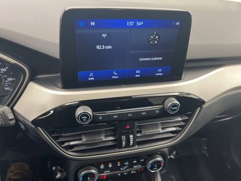 Used 2022 Ford Escape SEL image 17