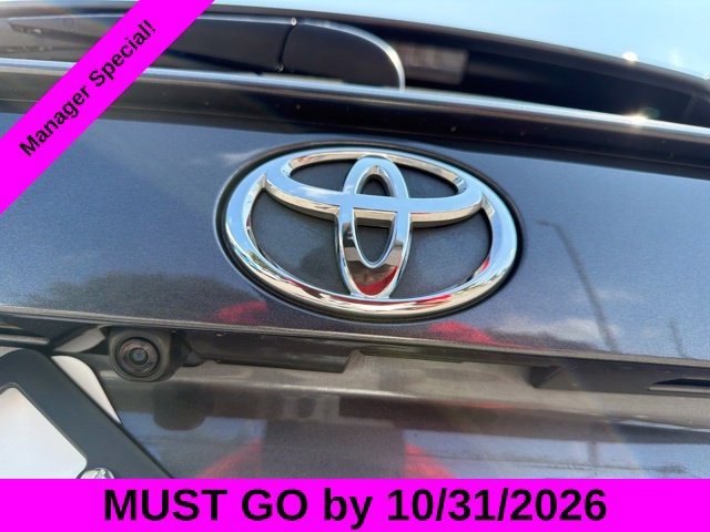 Used 2022 Toyota RAV4 XLE Premium FWD image 19