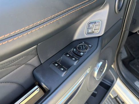 Used 2023 Ford Expedition Platinum AWD/4WD image 12