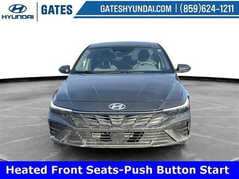 Certified 2024 Hyundai Elantra SEL w/ Convenience Package image 4