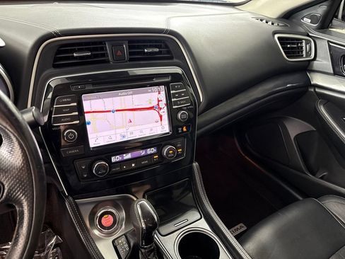 Used 2020 Nissan Maxima Platinum w/ Sport Mat Group FWD image 27