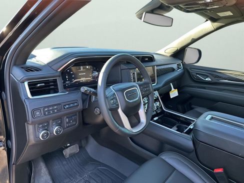 Used 2024 GMC Yukon XL Denali w/ Max Trailering Package image 24