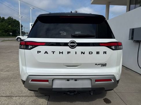 Used 2025 Nissan Pathfinder Platinum AWD/4WD image 4