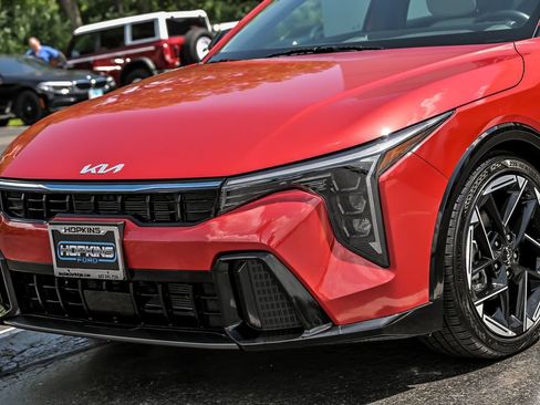 Used 2025 Kia K4 GT-Line w/ GT-Line Premium Package FWD image 6
