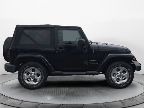 Used 2015 Jeep Wrangler Sahara image 6