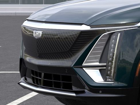 New 2026 Cadillac Lyriq Luxury RWD image 13