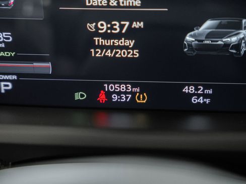 Used 2023 Audi RS e-tron GT w/ Carbon Performance Package image 49