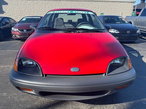 Used 1997 Geo Metro Hatchback FWD image 2