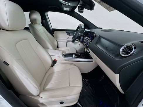 New 2025 Mercedes-Benz GLA 250 image 25