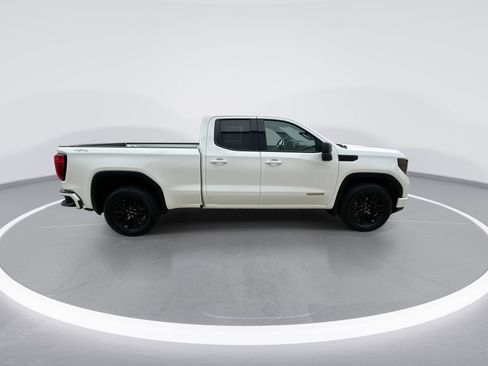 Used 2023 GMC Sierra 1500 Elevation image 9