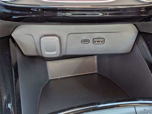 New 2026 Chevrolet Trax RS image 22