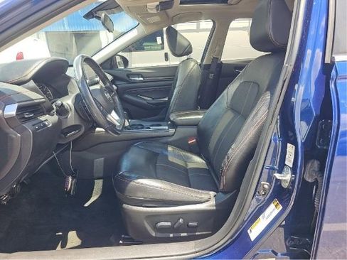 Used 2021 Nissan Altima 2.5 SR w/ SR Premium Package FWD image 5