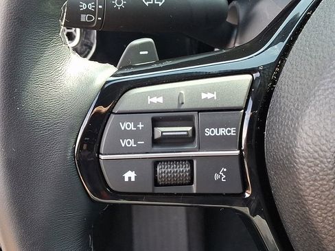 Used 2025 Honda Civic Sport image 22