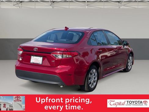 Used 2025 Toyota Corolla LE FWD image 7