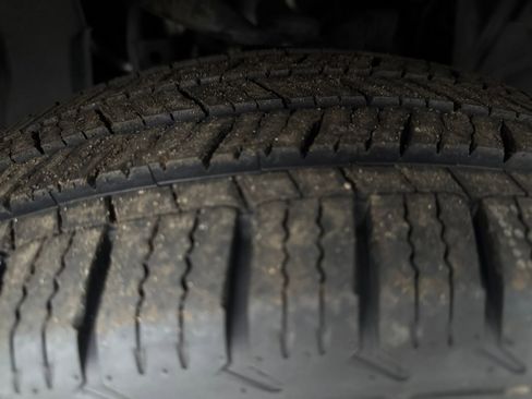 Used 2020 Nissan Armada SL w/ Premium Package image 28