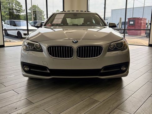 Used 2015 BMW 528i Sedan RWD image 2
