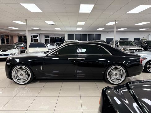 Used 2016 Rolls-Royce Ghost RWD image 7