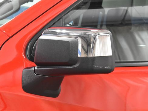 Used 2022 Chevrolet Silverado 1500 LT AWD/4WD image 32