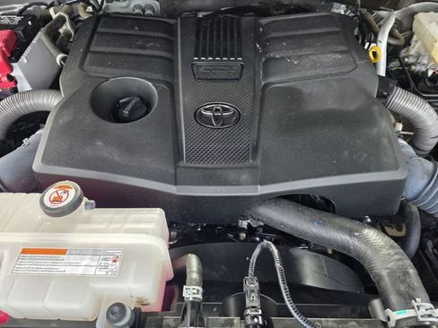 Certified 2025 Toyota Tundra SR5 AWD/4WD image 23