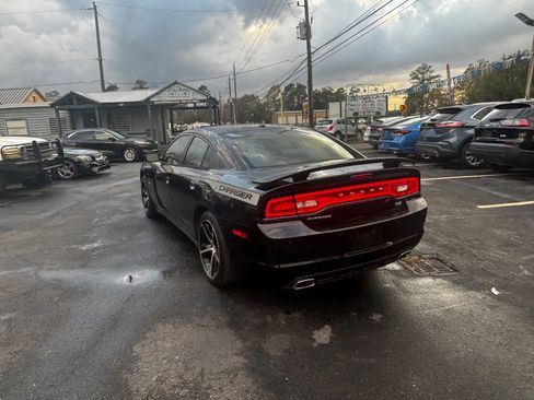 Used 2014 Dodge Charger R/T image 12