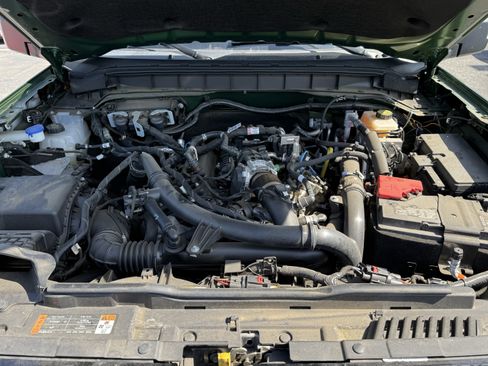 Used 2023 Ford Bronco Wildtrak AWD/4WD image 34