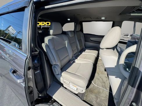 Used 2015 Honda Odyssey EX-L image 15