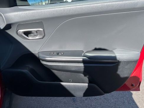 Used 2025 Kia K4 LXS image 17