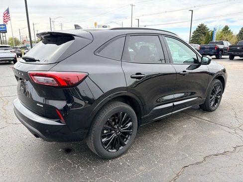 Used 2023 Ford Escape ST-Line Elite AWD/4WD image 6