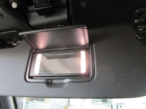 Used 2025 Jeep Wrangler Sport AWD/4WD image 44