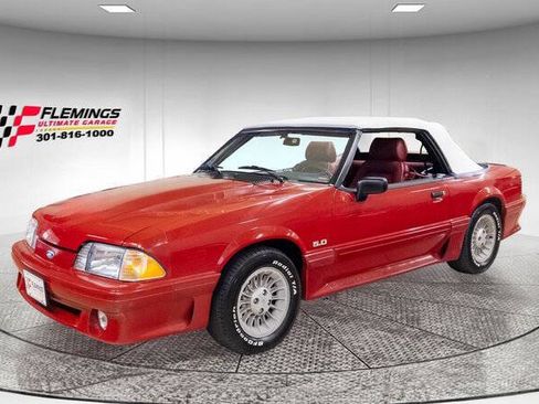 Used 1989 Ford Mustang GT RWD image 2