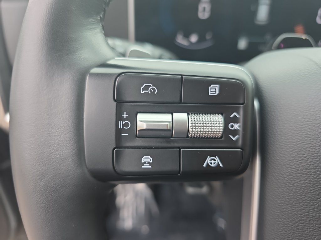 Used 2026 Hyundai Santa Fe SEL AWD/4WD image 19