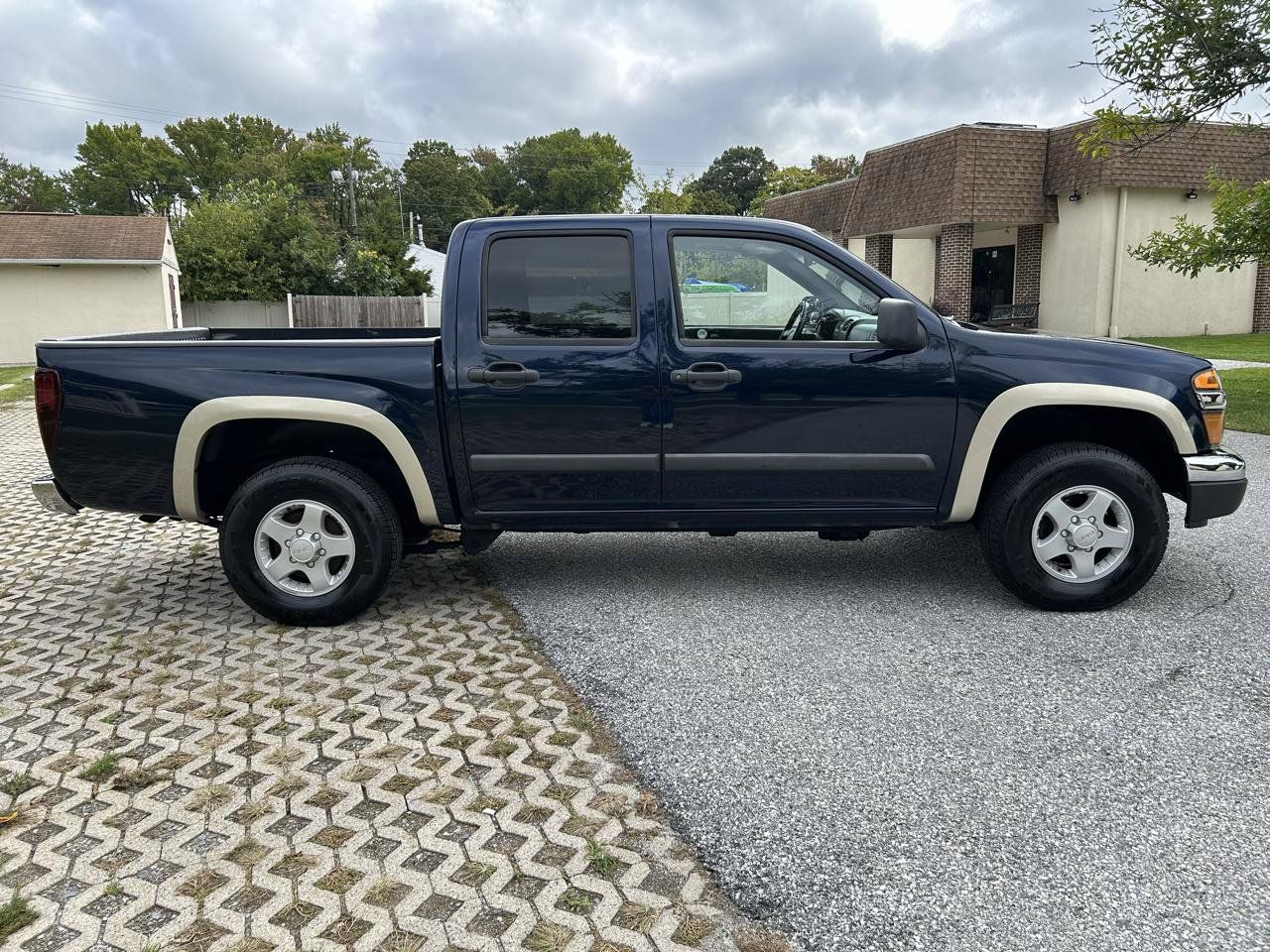 Used 2007 GMC Canyon SLE AWD/4WD image 4
