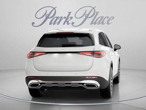 Certified 2026 Mercedes-Benz GLC 300 image 18