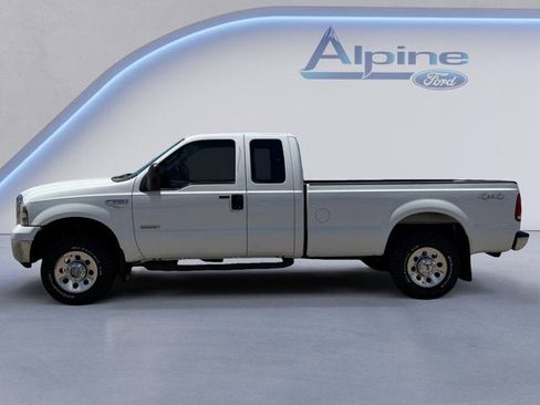 Used 2005 Ford F250 4x4 SuperCab Super Duty image 2