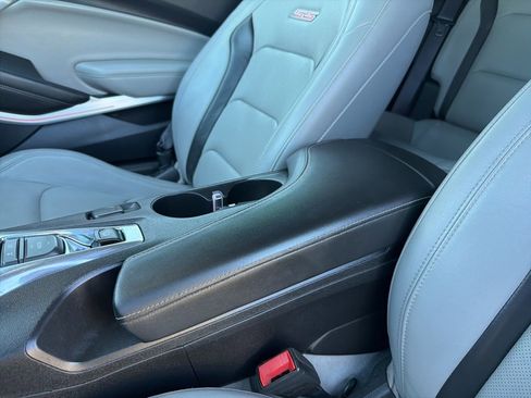 Used 2016 Chevrolet Camaro SS image 28