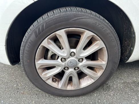 Used 2012 Kia Soul + image 5