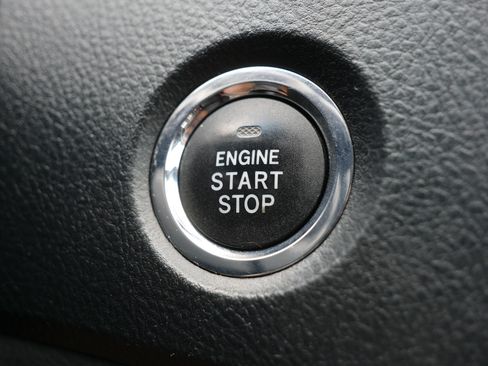 Used 2012 Toyota Avalon Limited FWD image 29