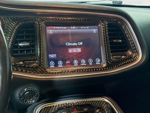 Used 2017 Dodge Challenger R/T Plus image 18