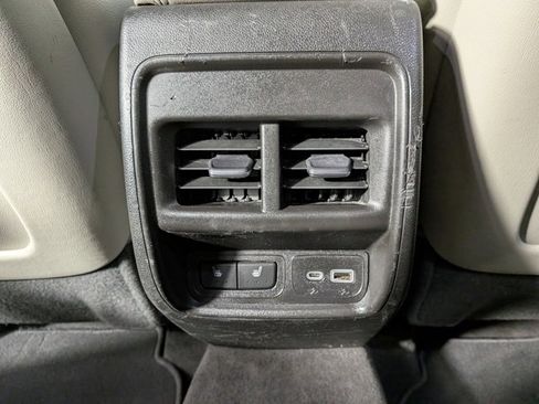 Used 2020 Cadillac XT4 Premium Luxury w/ Enhanced Visibility Package image 26