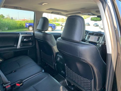 Used 2024 Toyota 4Runner Limited AWD/4WD image 21