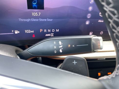 Used 2024 Buick Envision Avenir image 47