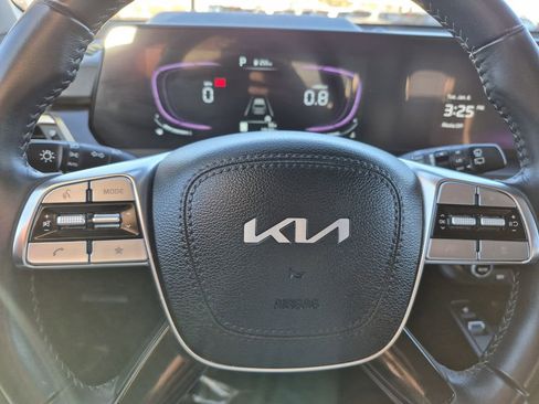 Used 2025 Kia Telluride S image 20
